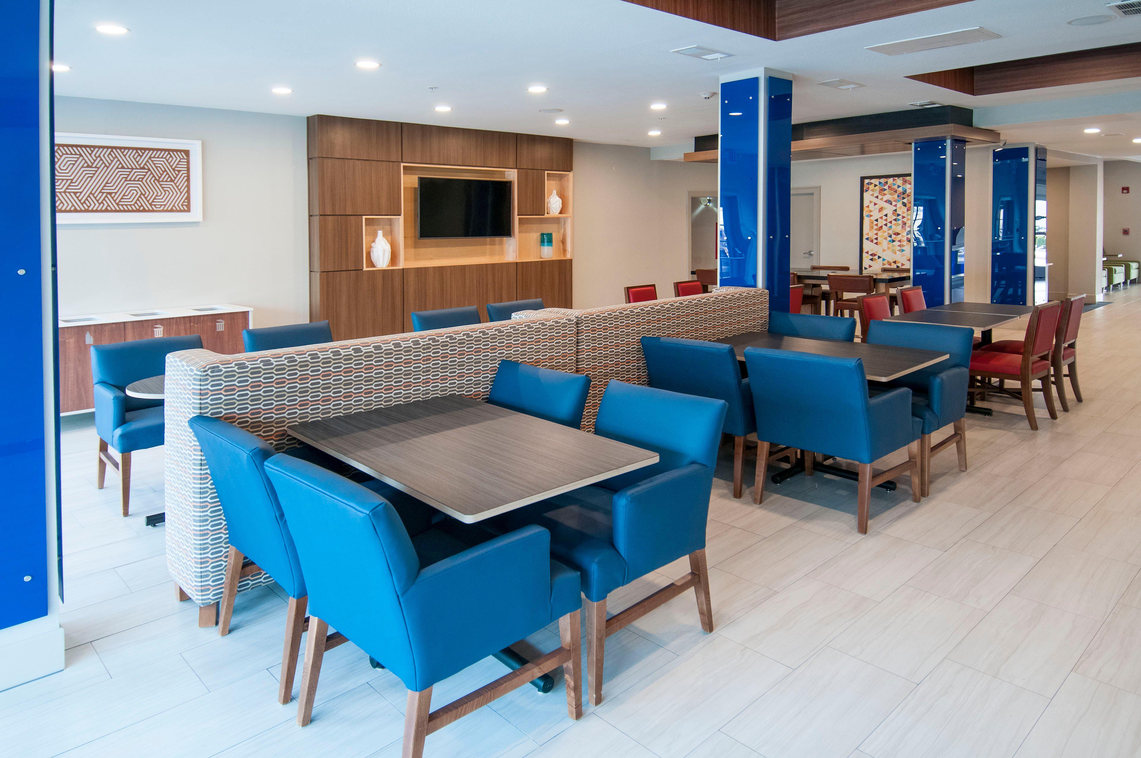 Holiday Inn Express Hotel & Suites Plano West - Frisco By Ihg Exterior foto